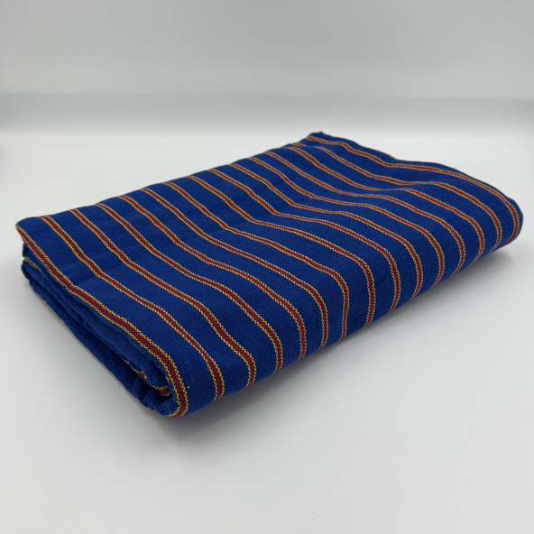 Angled front view with bag zipped and handles upright.