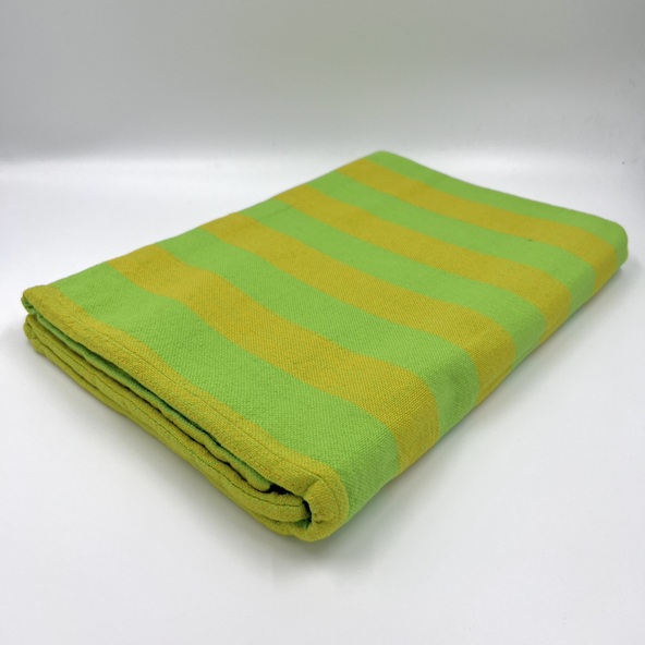 Angled front view with bag zipped and handles upright.